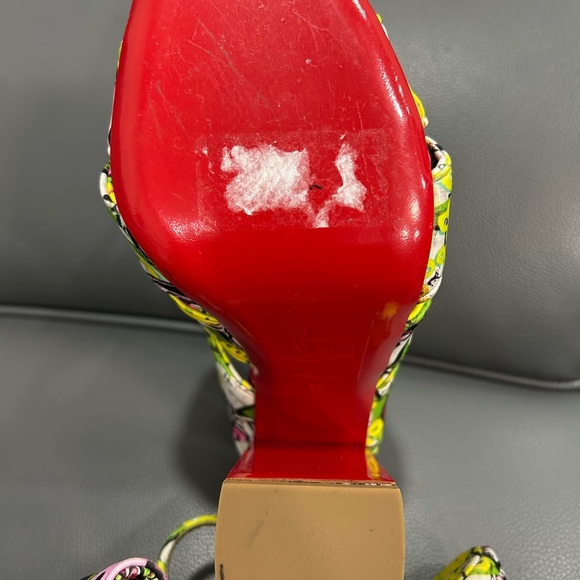 Vibrant Patterned Strappy Sandals - Picture 11 of 12